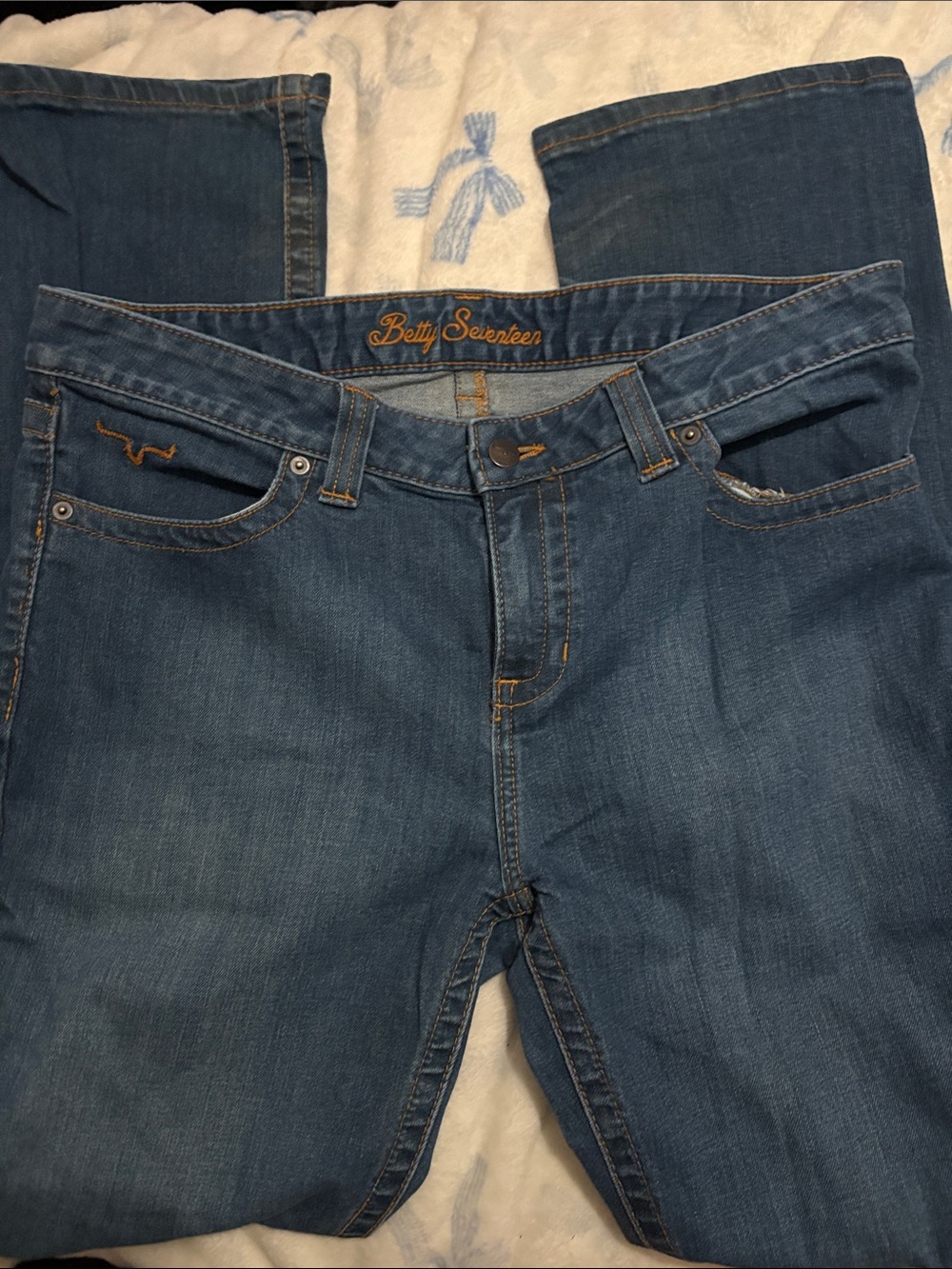 Kimes Ranch Straight Jeans in Medium Blue